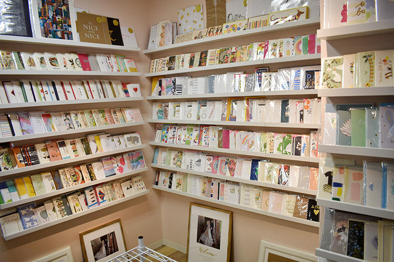 コノ店注目 約1 000種のグリーティングカードが揃う Paper Tree